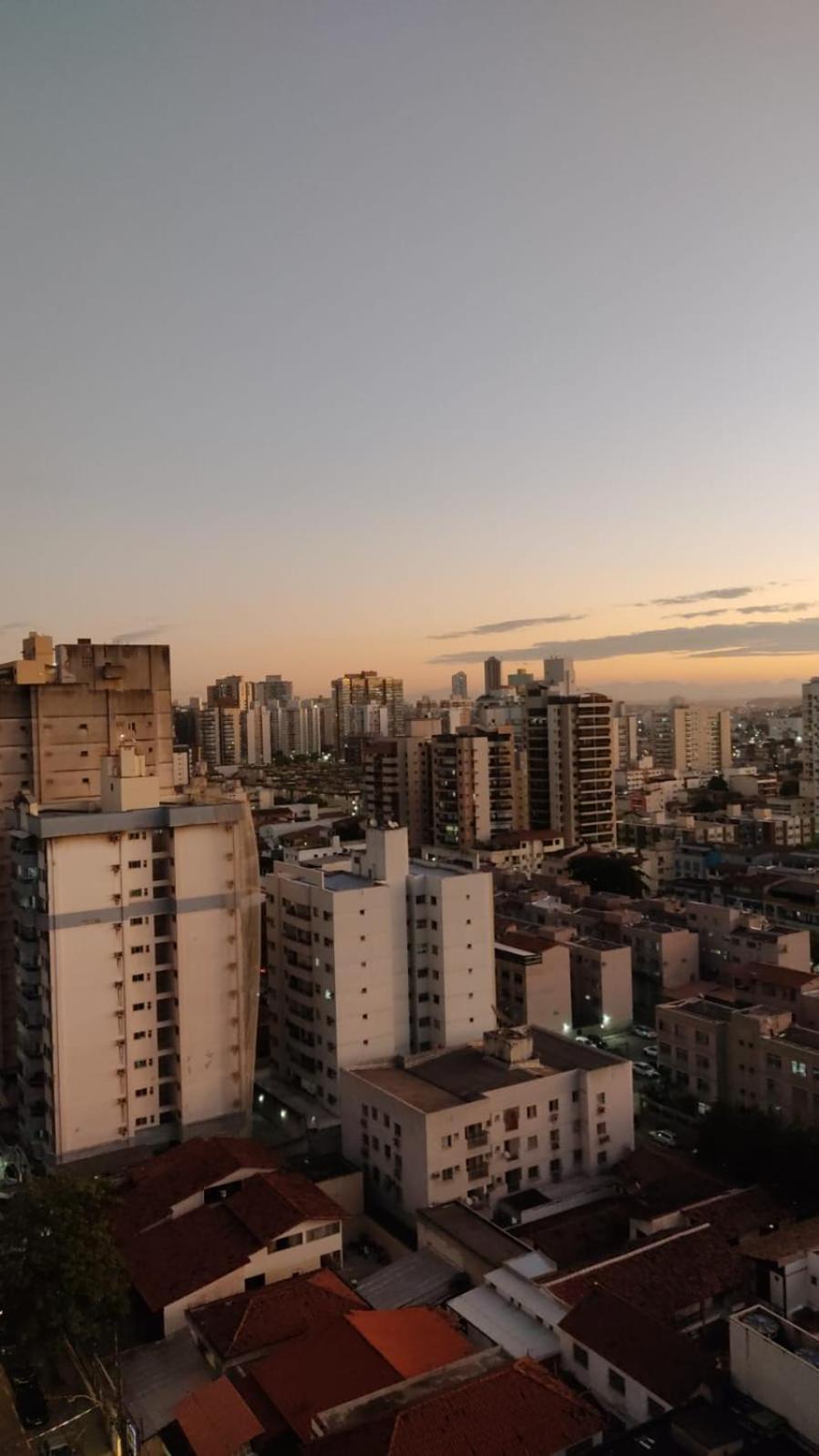 Apto De Itapoã 2 Qto C/ar Apartamento *